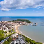 度假居 Coastal Retreat At Cayton Bay *