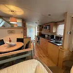 Coastal Retreat At Cayton Bay